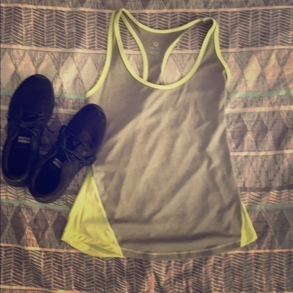 Old Navy || NWOT Racerback